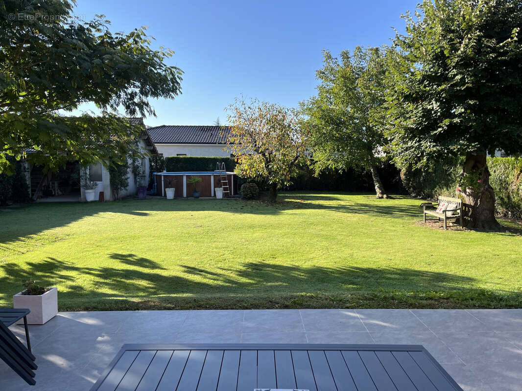 Maison à OURSBELILLE