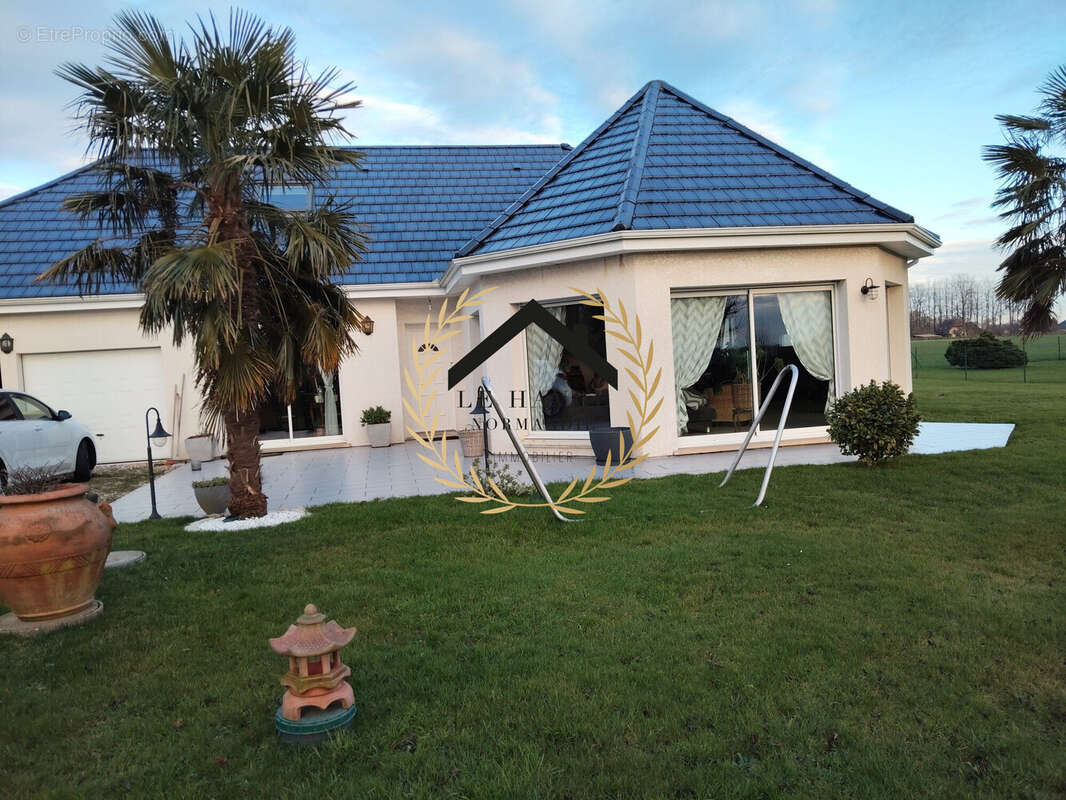 Maison à SAINT-ROMAIN-DE-COLBOSC