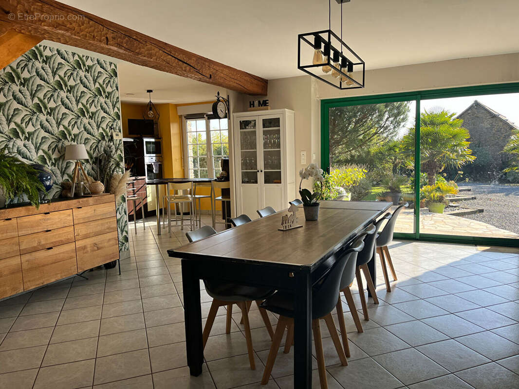 Maison à MECE