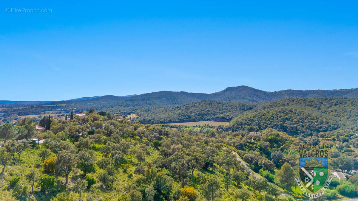 Terrain à LA LONDE-LES-MAURES