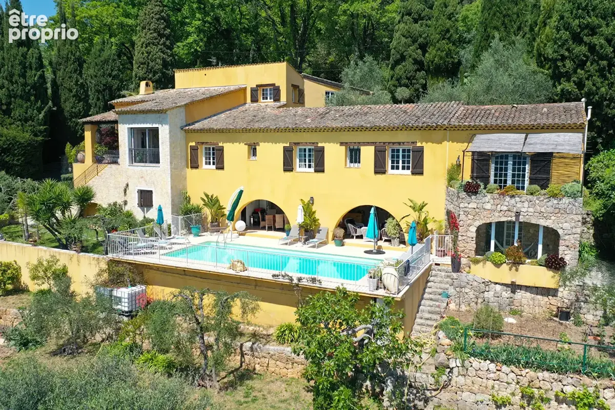 Maison à PEYMEINADE
