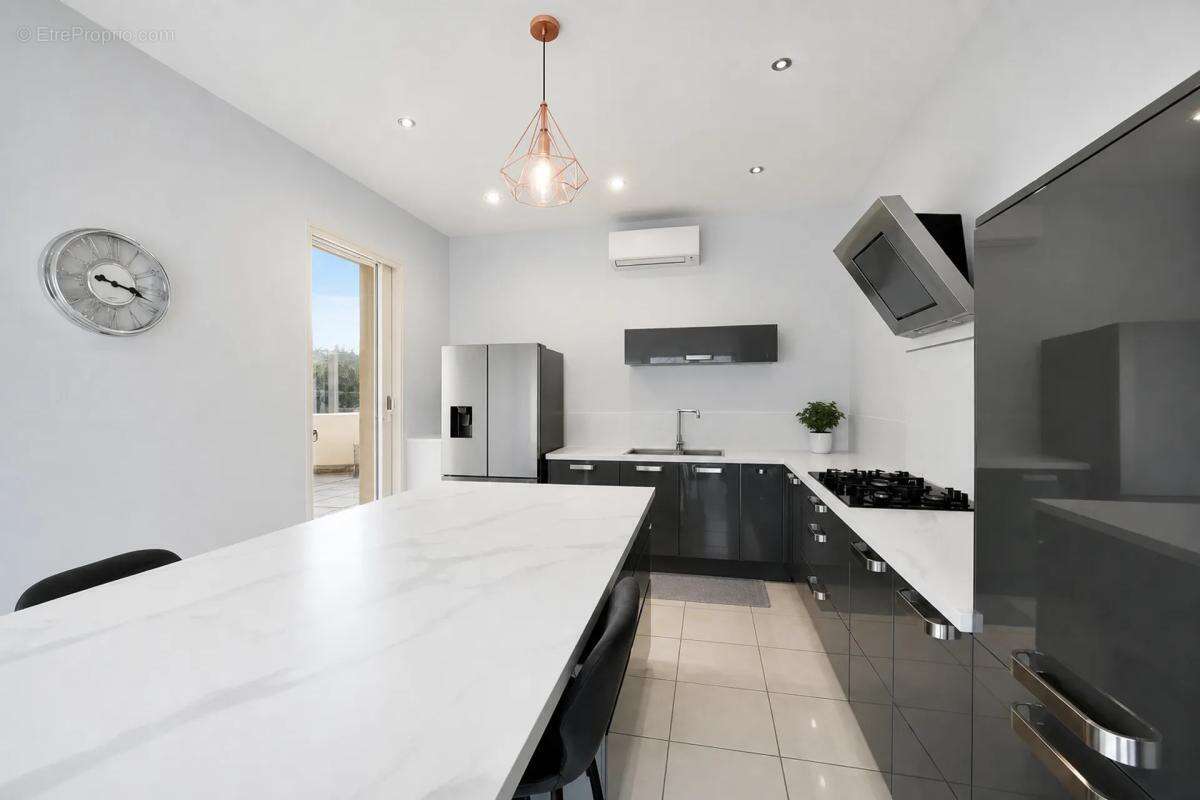 Maison contemporaine avec piscine à Saint-Gilles - photo 15