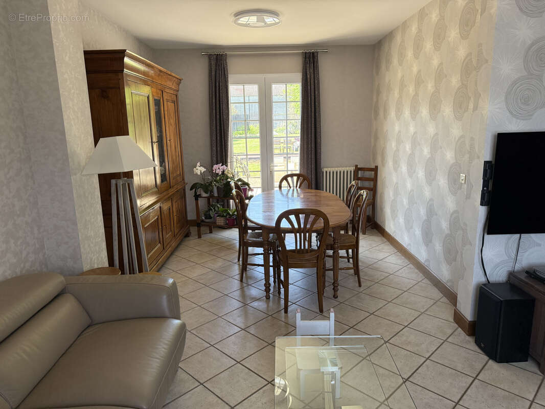 Maison à ROISSY-EN-FRANCE