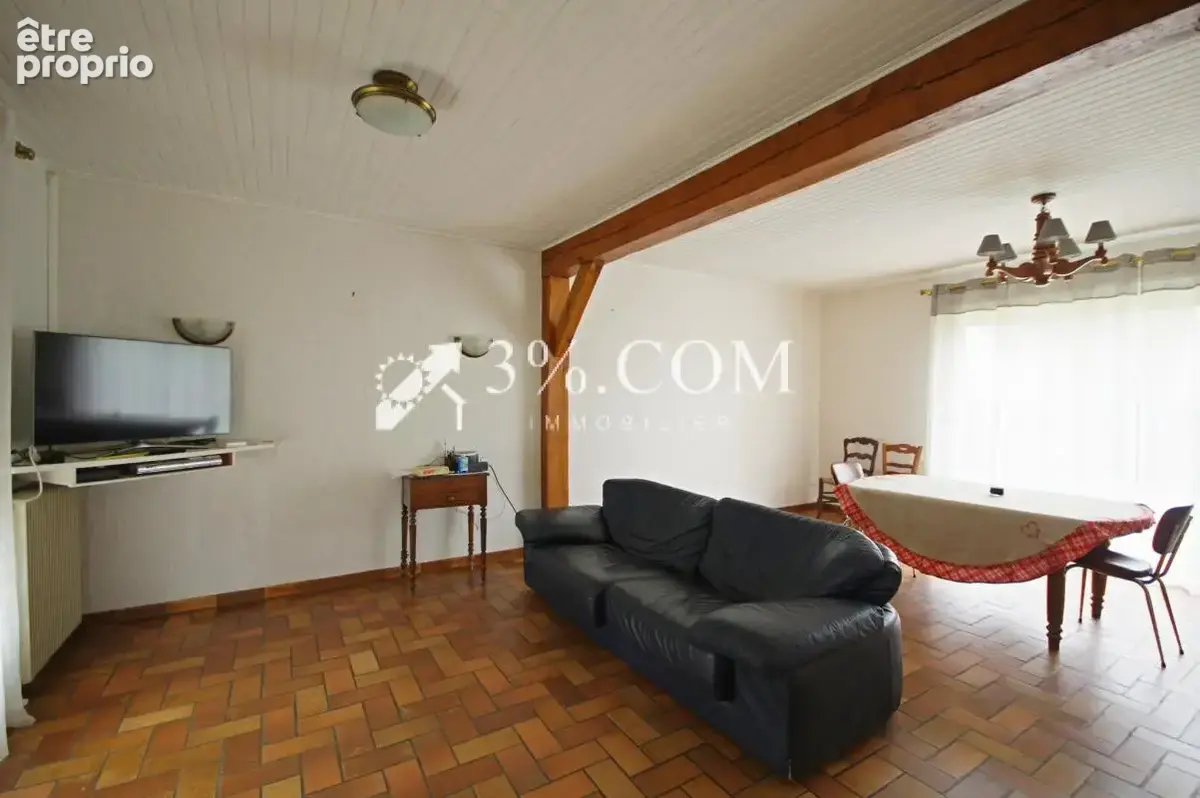 Pavillon traditionnel, 140 m2, 7 pièces dont 4 CH, 3000 m2 d - photo 26