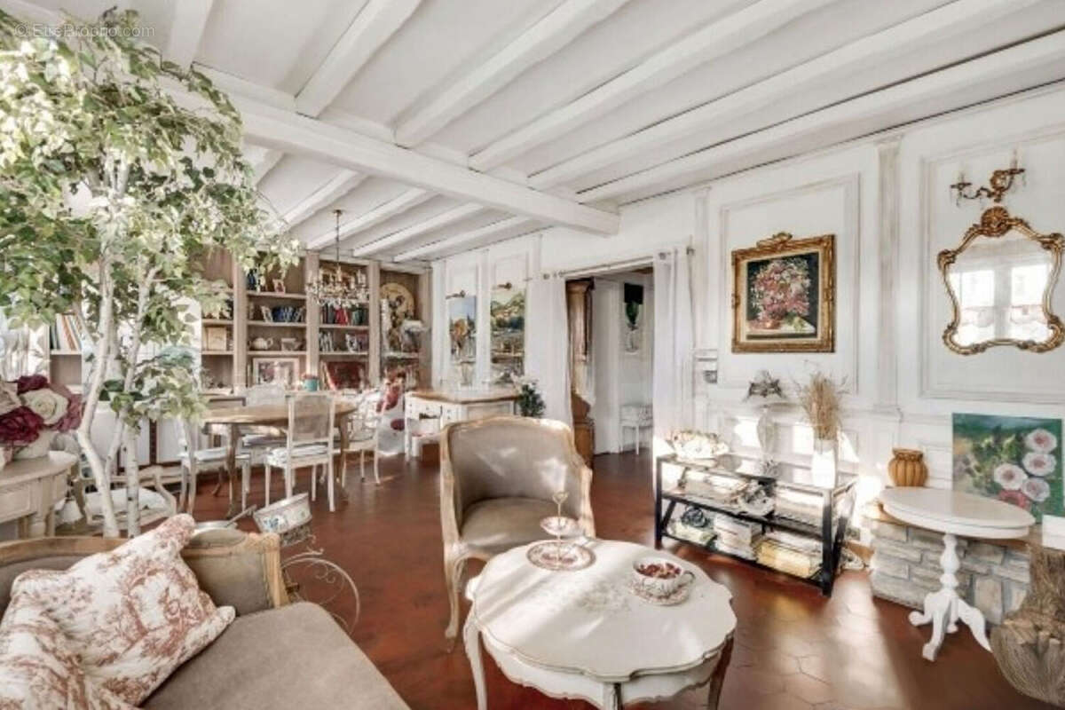 Maison à LIVRY-GARGAN