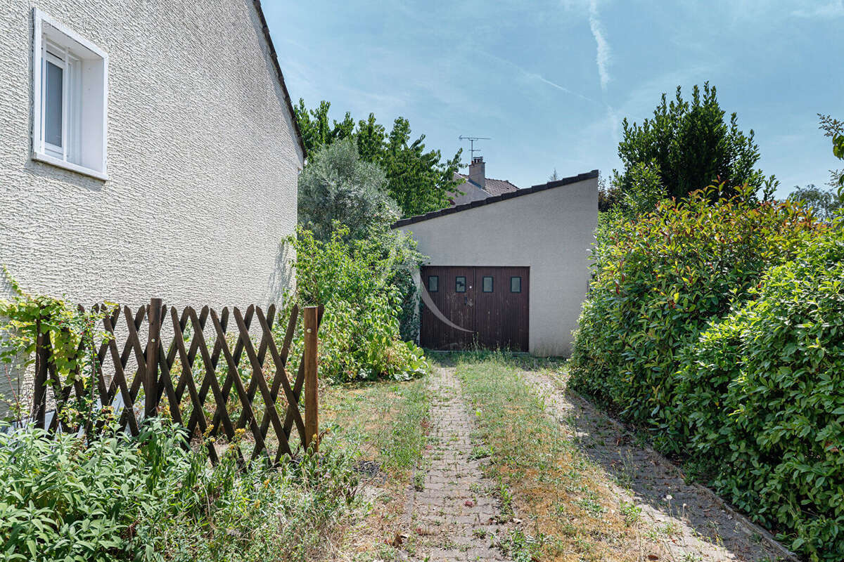 Maison à VAIRES-SUR-MARNE