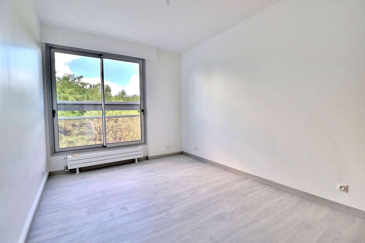 Appartement à MAREIL-MARLY