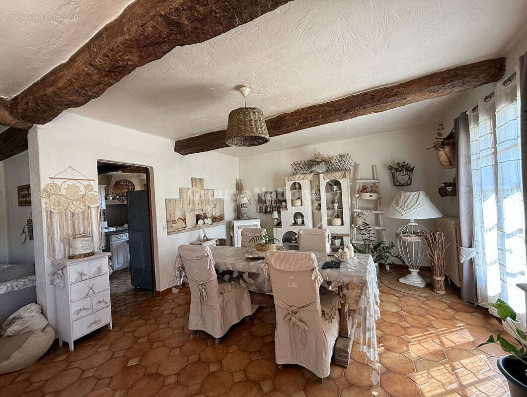 Maison à PEGOMAS