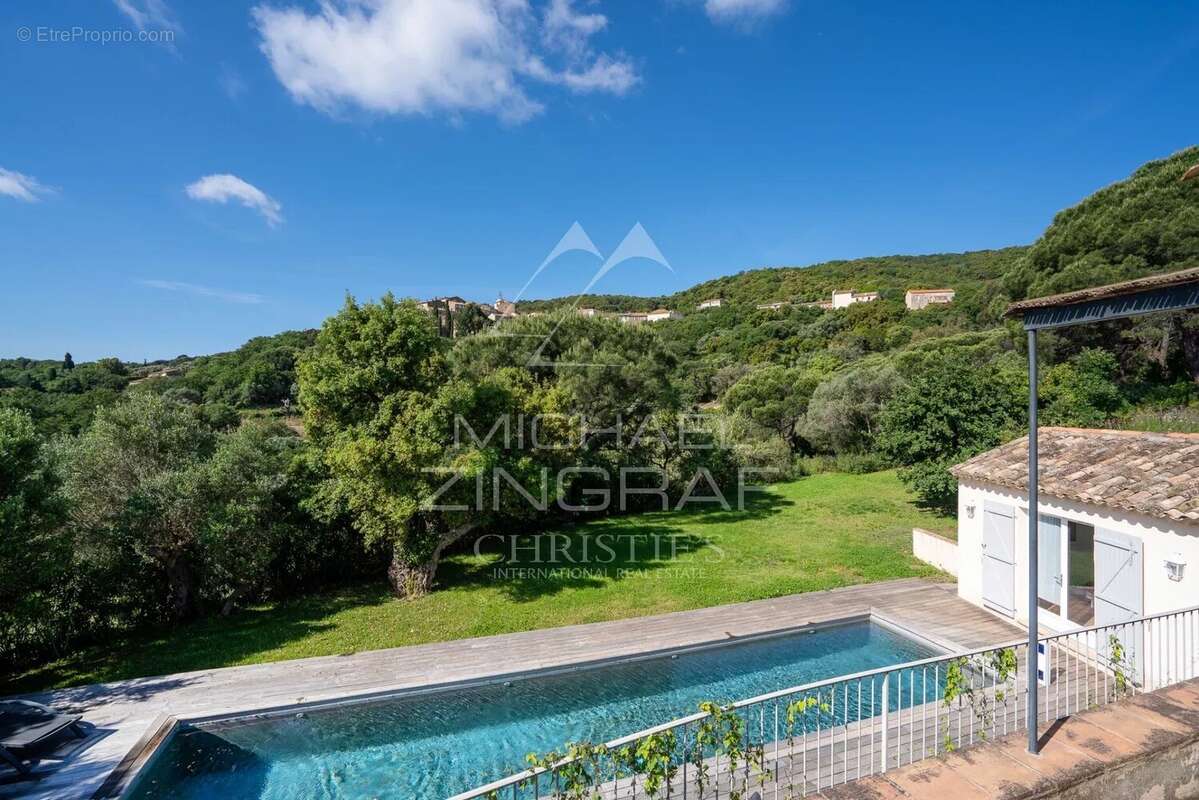 Maison à RAMATUELLE