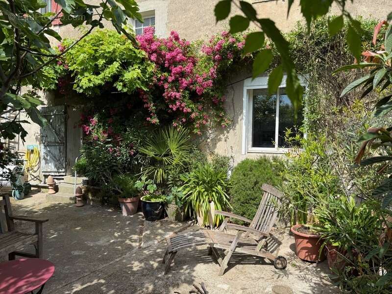 Maison à MONTREDON-DES-CORBIERES