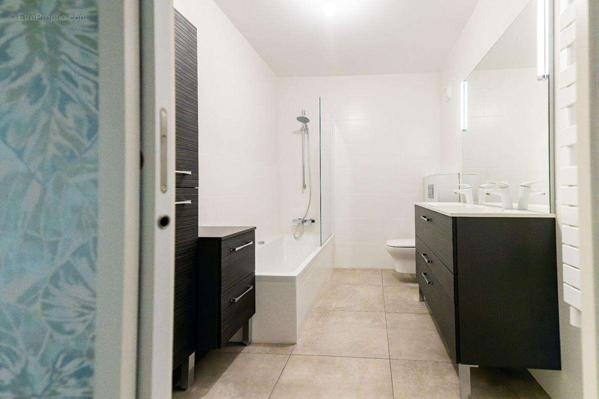 Appartement Vannes DUPLEX TERRASSE 6 pièce(s) 170 m2 - photo 9