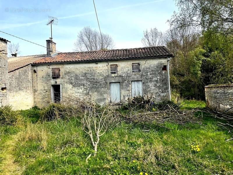 Maison à MIGRON