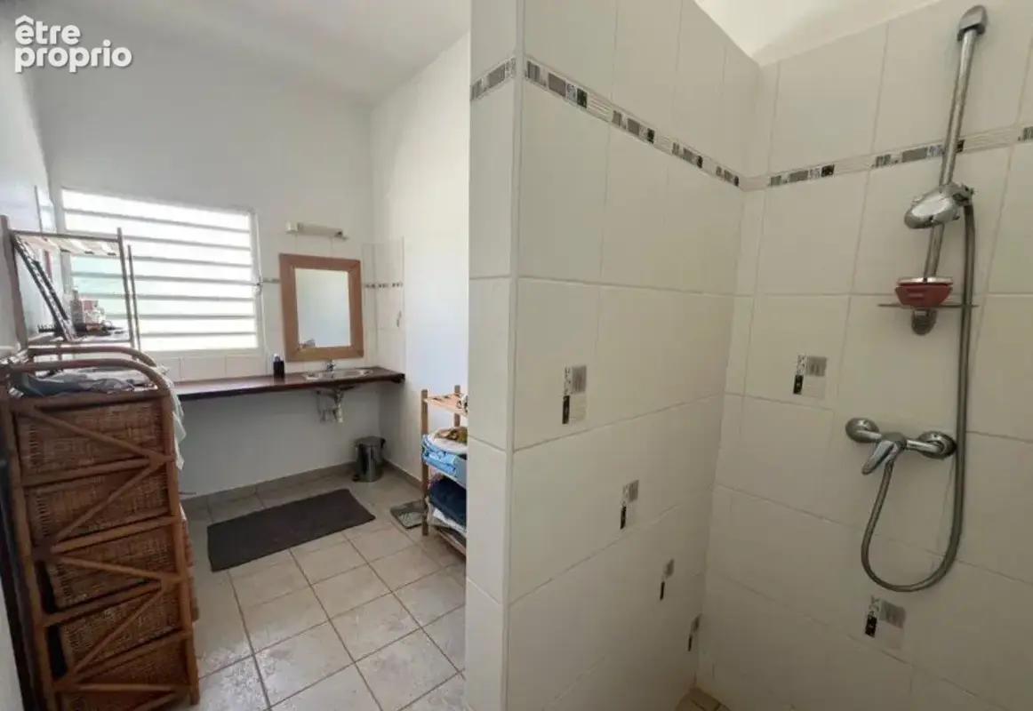Villa T5 avec piscine, dépendance et bureau   Rémire-Montjoly - photo 8