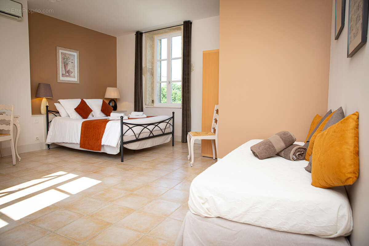 Maison à GRIGNAN