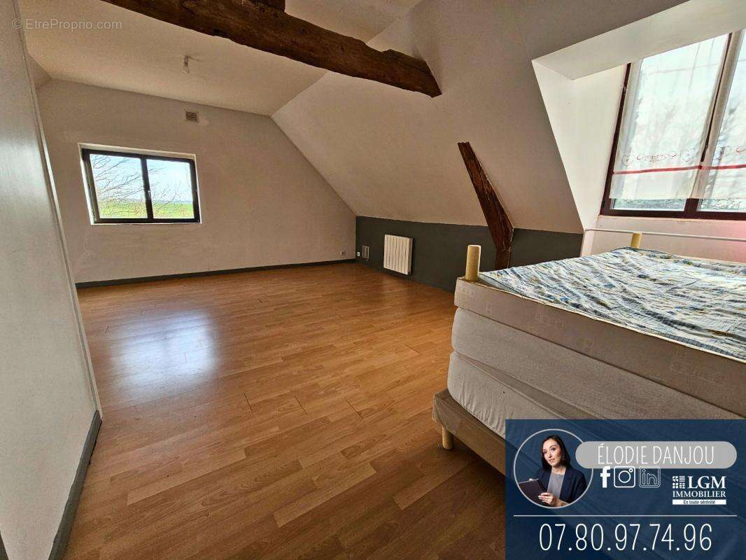 Maison à LE POISLAY