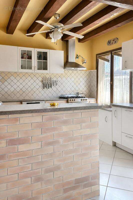 Maison de 5 pièces de 146 m² à Boissy-sous-Saint-Yon - photo 4