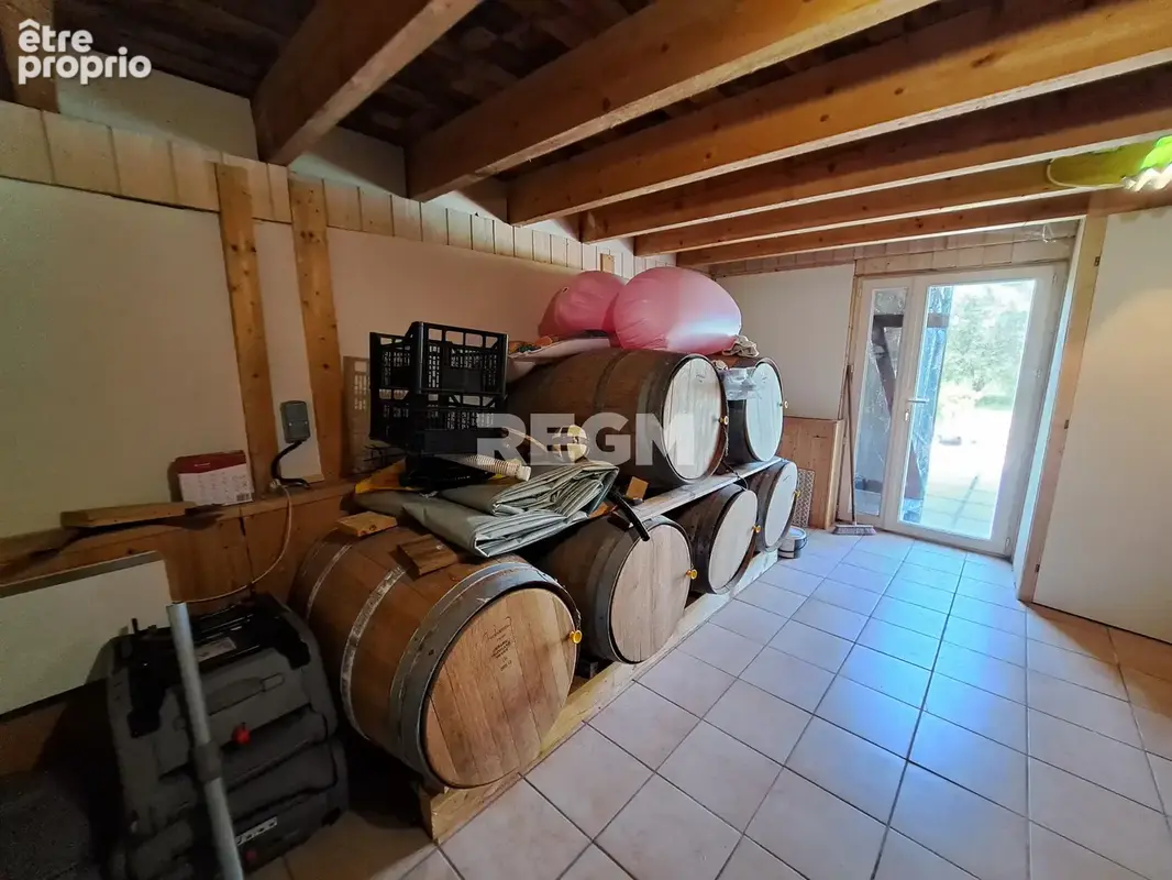 Maison en pierre  5 chambres voire +, à GARDONNE 264 m2 hab - photo 30
