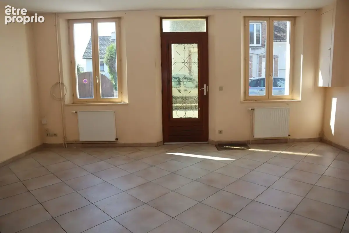 Maison 4 pièces 115 m² à vendre à Gy-Les-Nonains (45220) - photo 2
