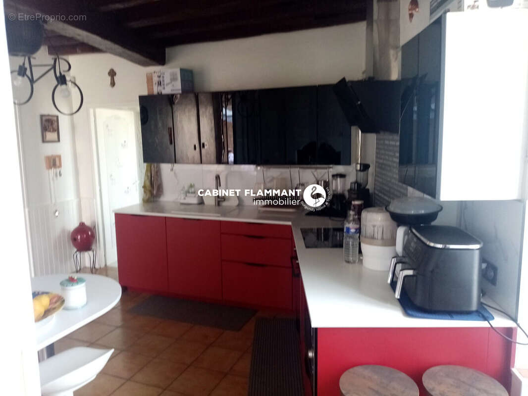 Maison à AISY-SUR-ARMANCON