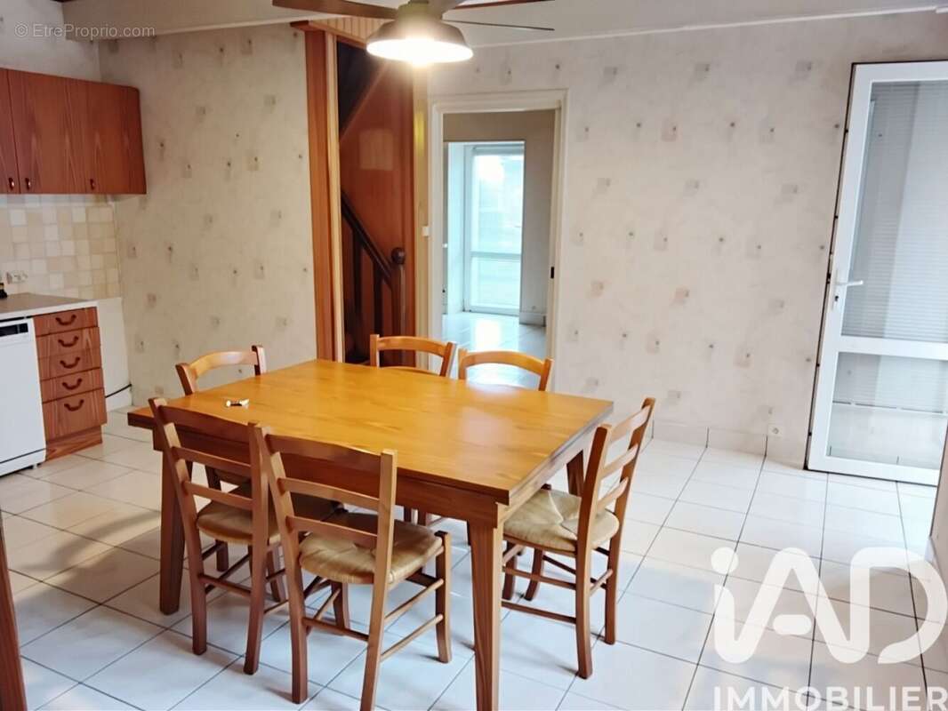 Photo 7 - Maison à PLOUNEVEZ-LOCHRIST