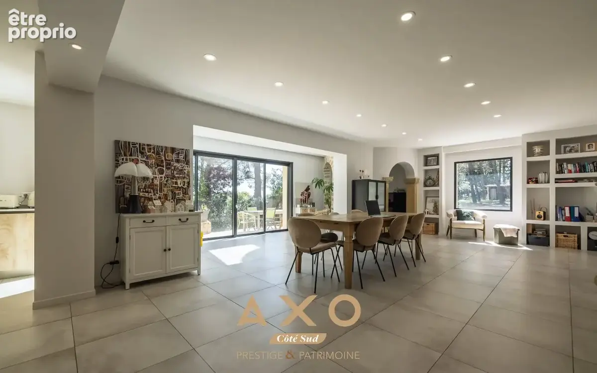 Éguilles - maison - 260 m² - 6 chambres - piscine - pool-house - terrain 4 000 m² - 1 530 000  - photo 7