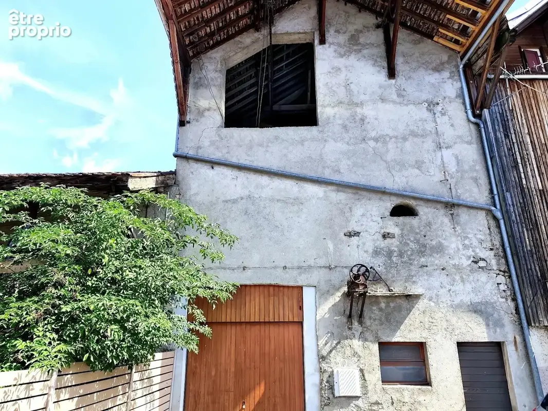 Maison à PERRIGNIER