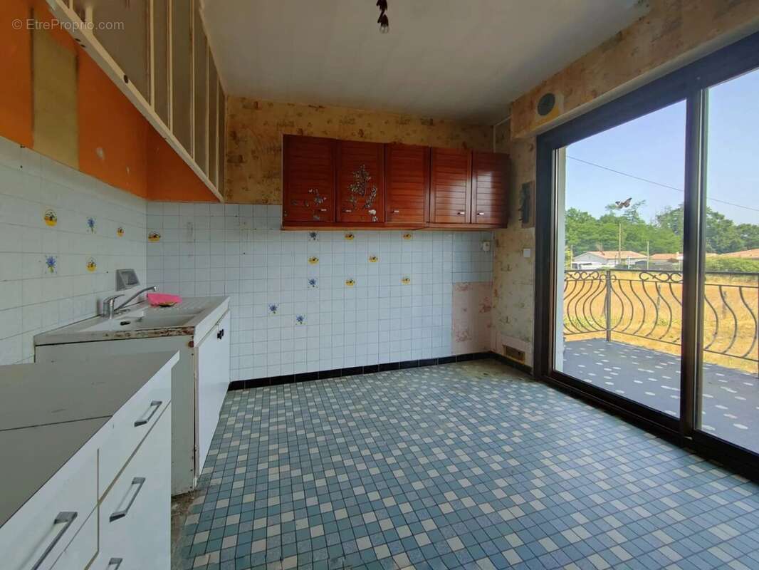 Maison à CABANAC-ET-VILLAGRAINS