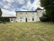 Maison à SAINT-QUENTIN-DE-CHALAIS