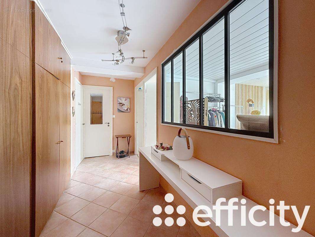 Maison à RILLIEUX-LA-PAPE