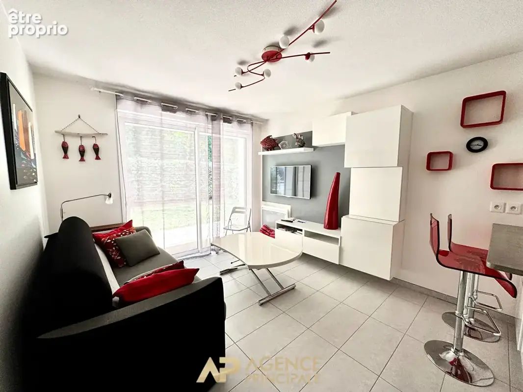 Appartement - Type 2 - 42m2 - Jardin - Parking - La Rochelle Médiathèque (Ville en bois) - photo 3