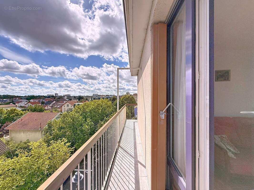 Appartement à MAISONS-ALFORT