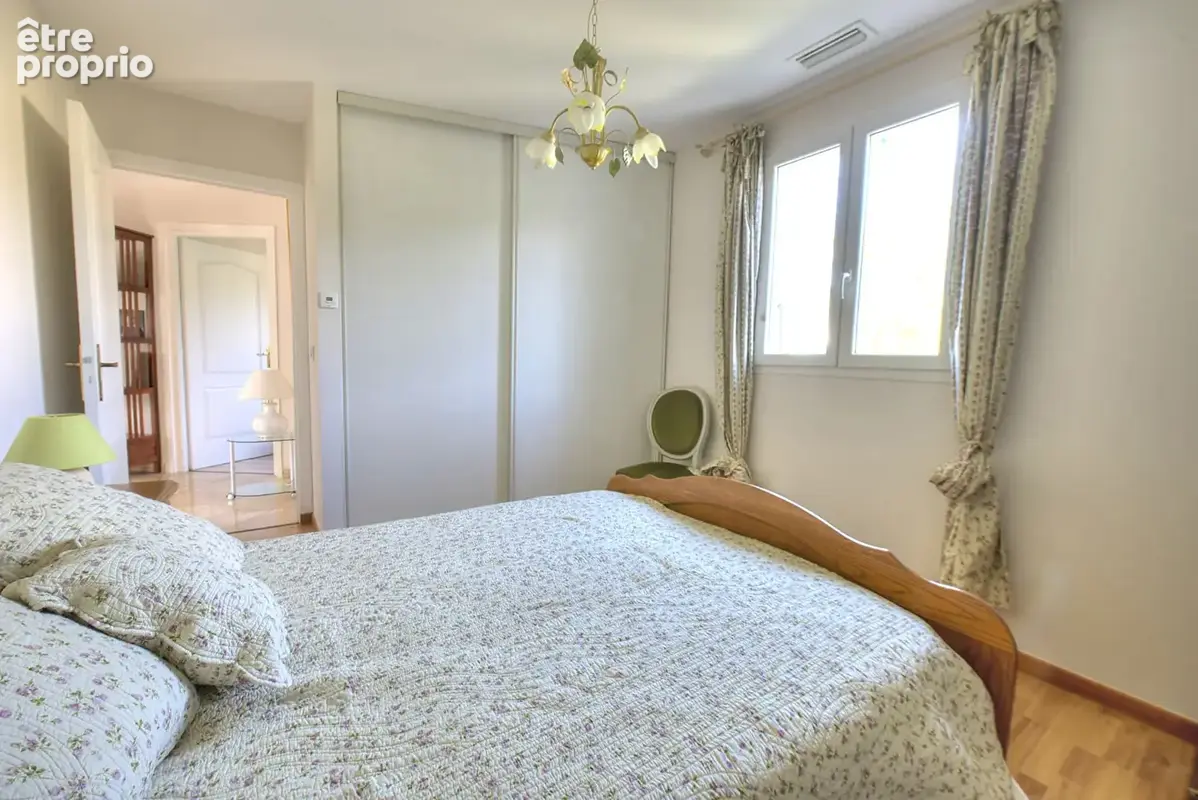 Villa 5 pieces 163 m2   proche commerces saint raphael - photo 11