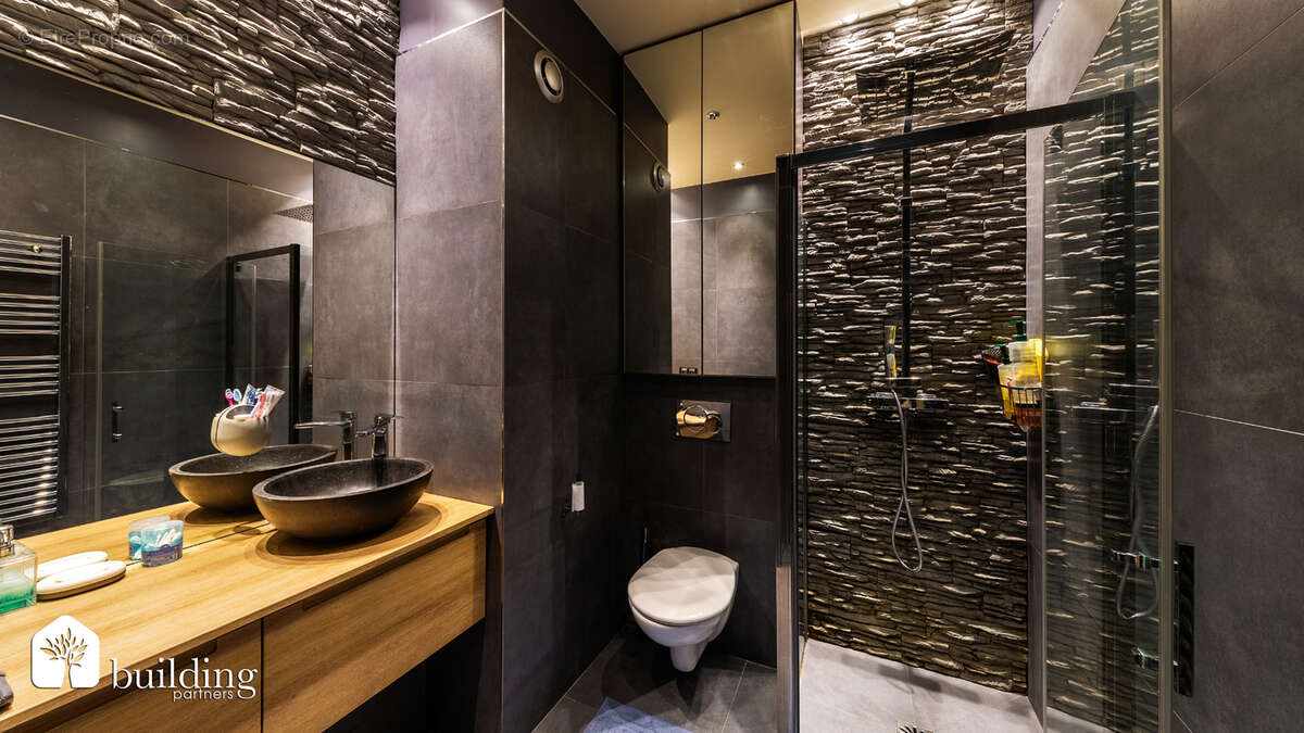 Levallois-Perret - Appartement 2 pièces de 38 m² décoré par architecte - photo 14