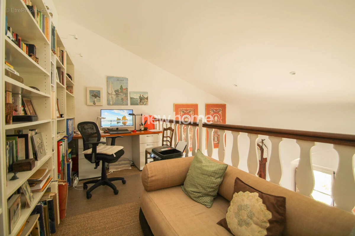 Appartement à FAYENCE