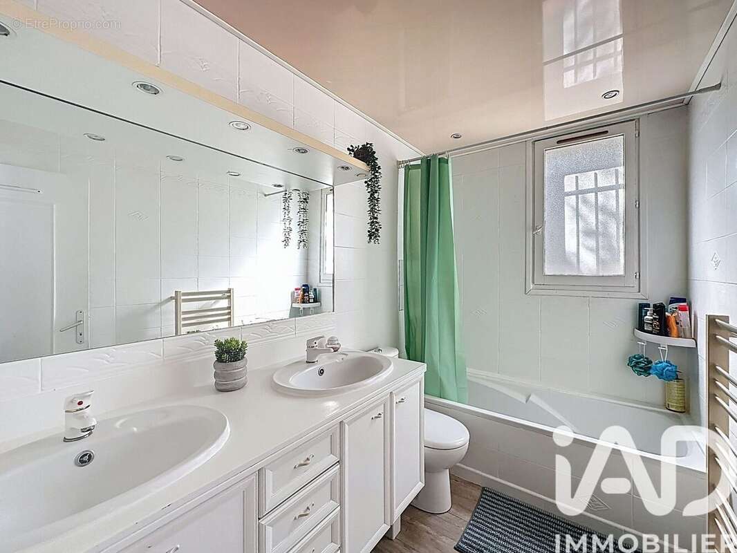 Photo 9 - Maison à MORIERES-LES-AVIGNON