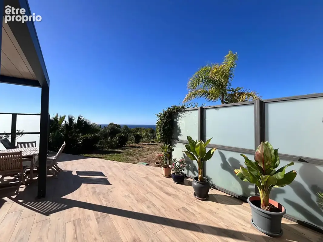 La Ciotat Quartier très recherché du Liouquet : Villa contemporaine avec vue mer panoramique - photo 10