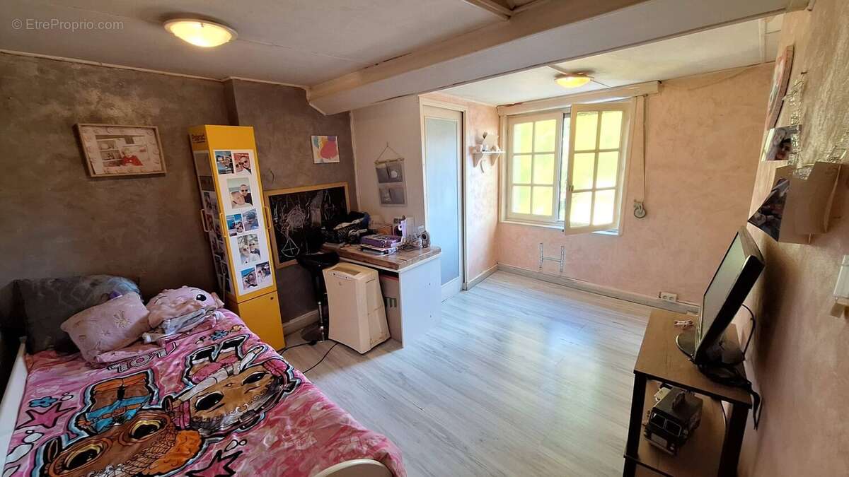 Maison à FRESNES-SUR-ESCAUT