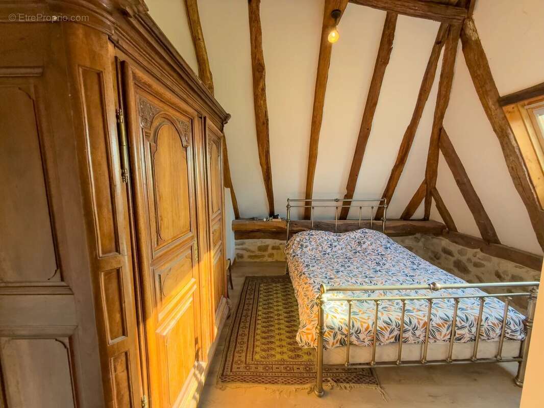 Deux maisons périgourdines en pierre avec dépendances, piscine et terrain. - photo 9