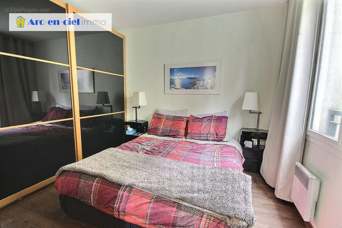Appartement à PARIS-3E