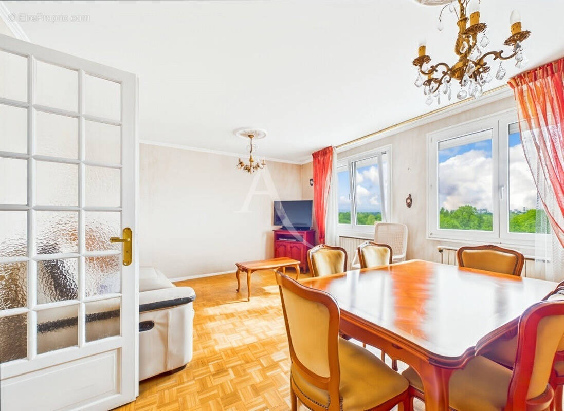 Appartement à CHAMPIGNY-SUR-MARNE