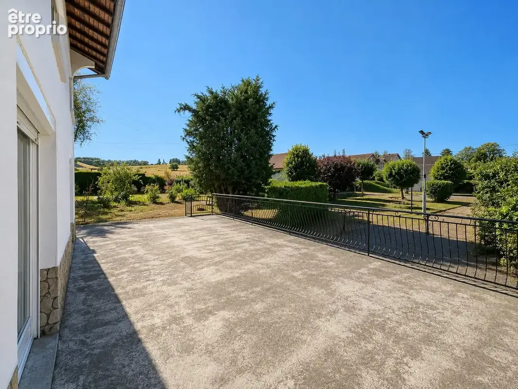 Maison sur 986m2 de terrain à Avoudrey - photo 2