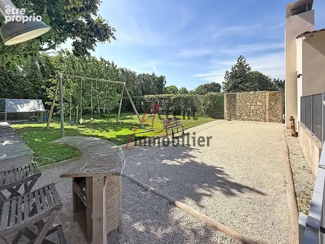 Mollégès - villa 154 m² - 4 chambres - piscine - dépendances - photo 5