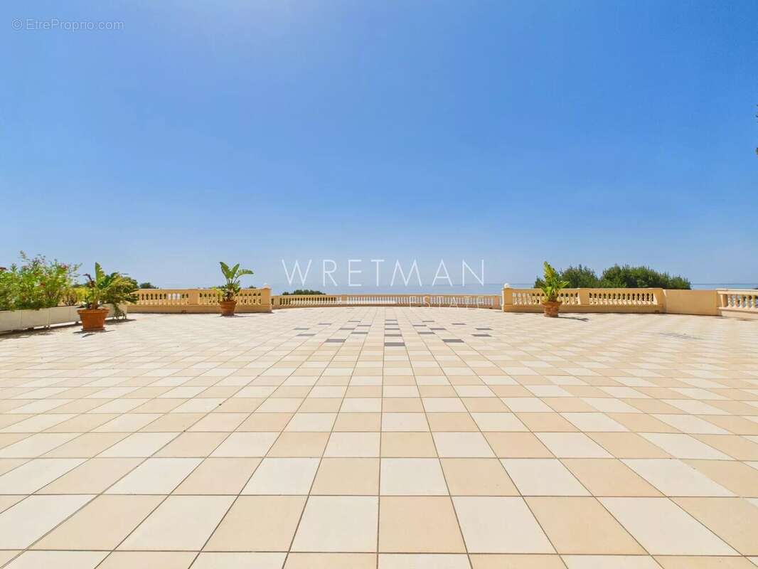 Appartement à ROQUEBRUNE-CAP-MARTIN