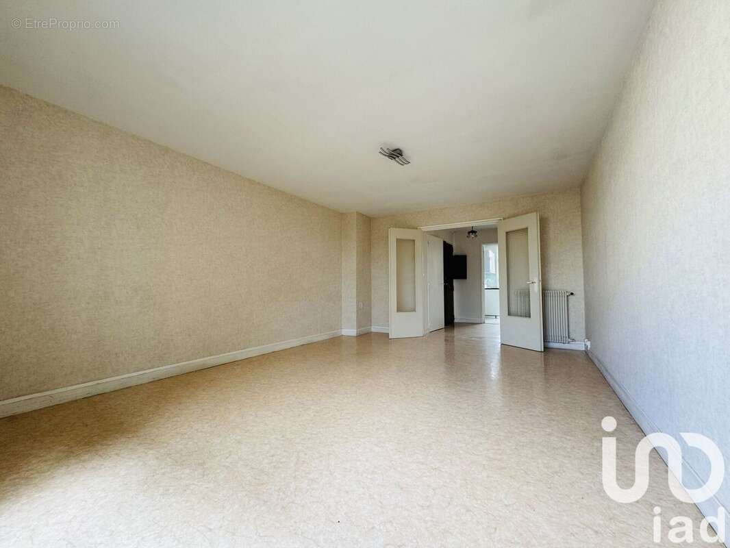 Photo 4 - Appartement à SAINT-FARGEAU-PONTHIERRY