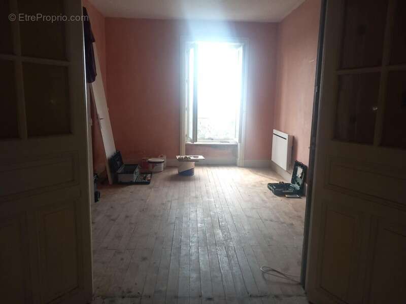 Appartement à THIERS