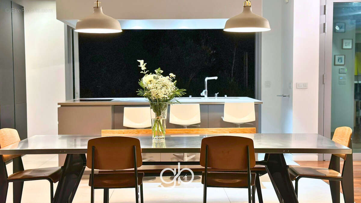 Maison à CASTELNAU-LE-LEZ