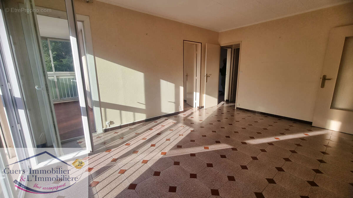 Appartement à LA VALETTE-DU-VAR