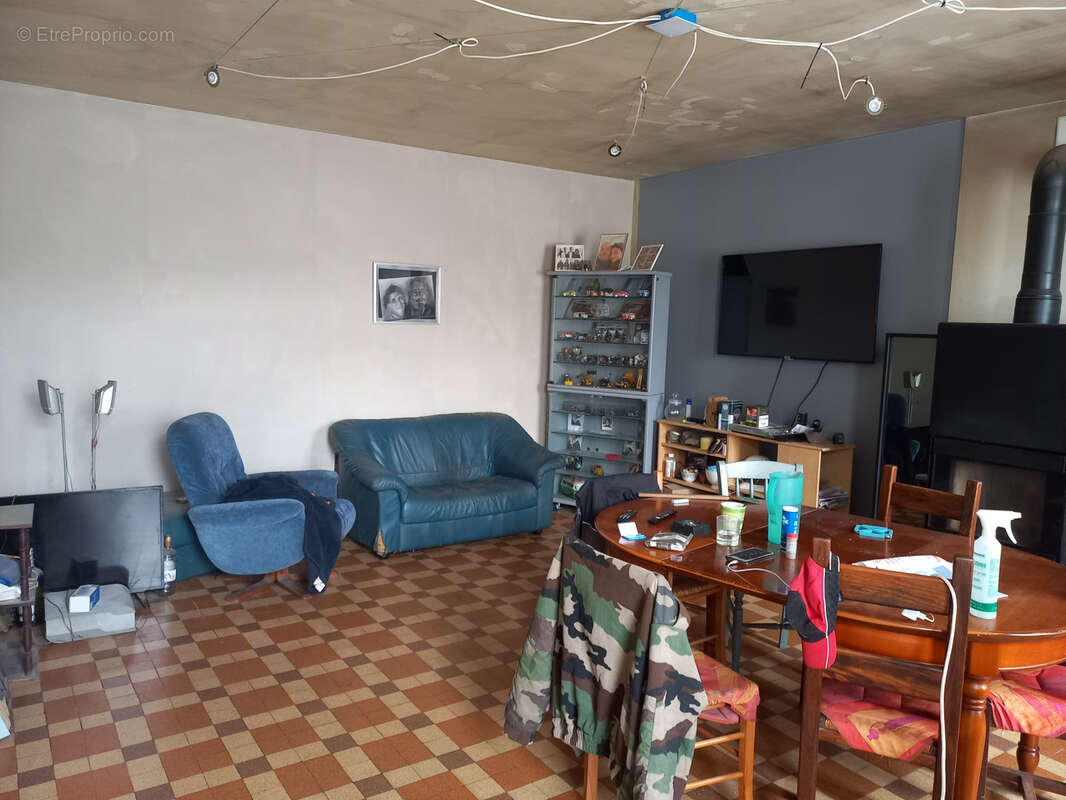 Maison à SAINT-MESMIN