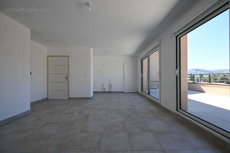 Appartement à VAUGNERAY