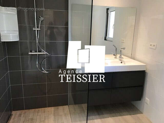 Maison à SAINT-ALBAN-AURIOLLES